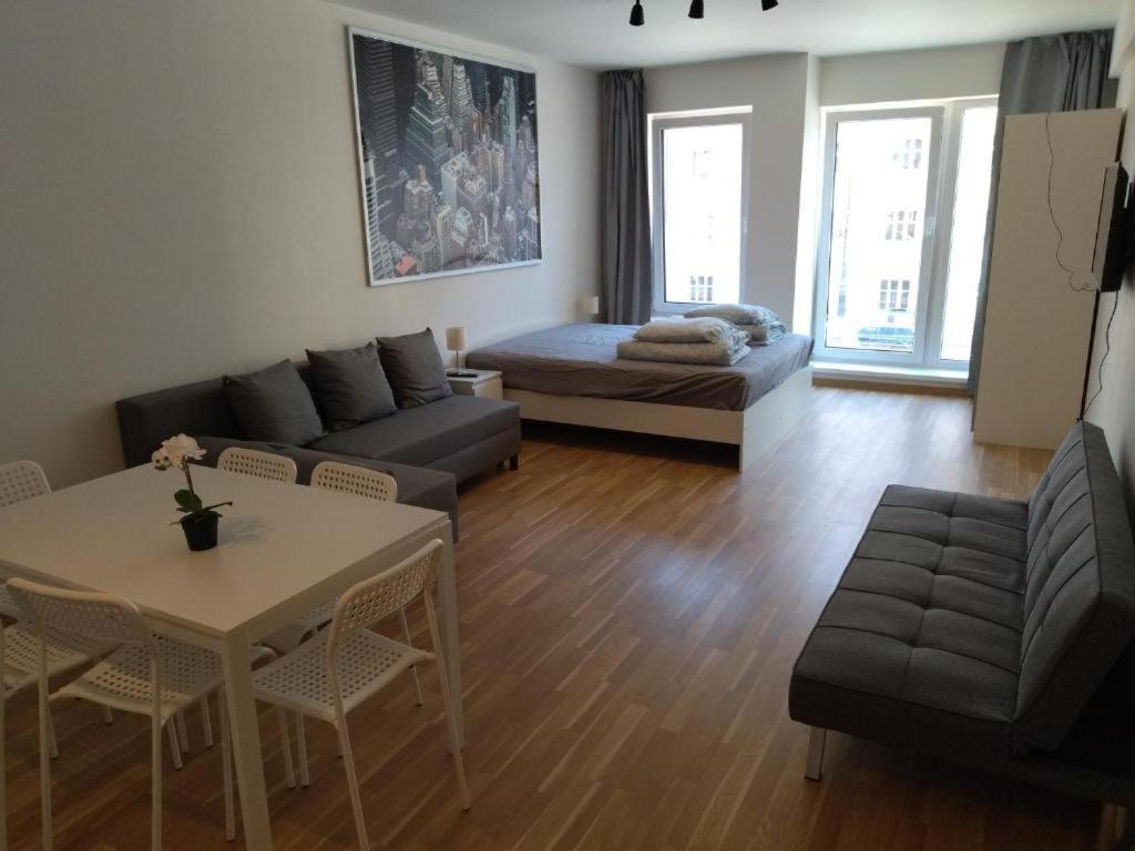 Brand New Studio Apartment #24 In Elite Residence With Free Secure Parking In The Center Прага Екстер'єр фото